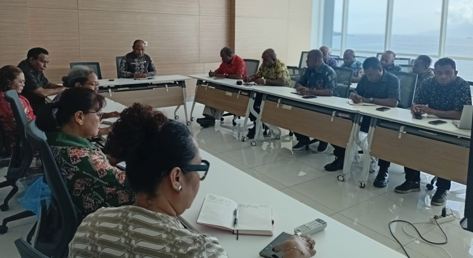 Biro Tapem dan Kesra Setda Papua Gelar Rapat Internal Bahas Kesiapan Program Akhir Tahun