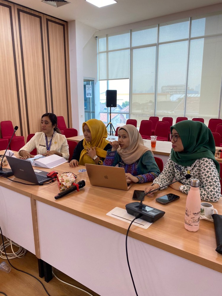 Jumat 11 Juli 2025 (Pembentukan Kampung di Kabupaten Waropen)